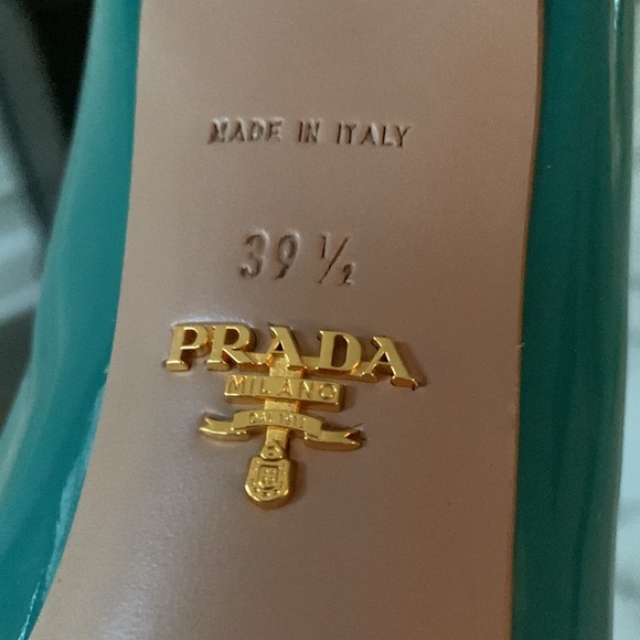Authentic Prada Patent Leather 2" Pumps Green in Box 39.5 - 9 Never Worn Teal - Picture 2 of 7
